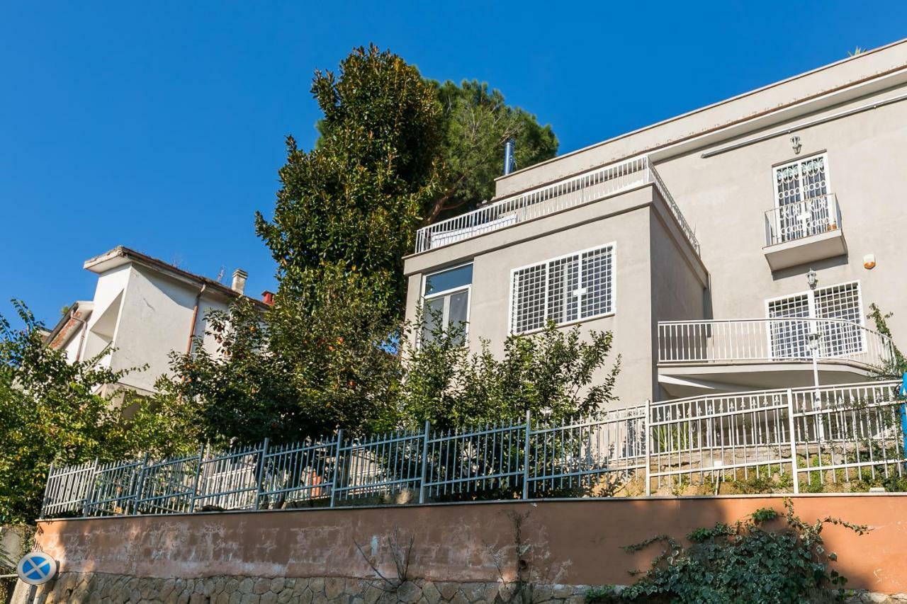 Апартаменты Casa Ceroni Рим Экстерьер фото